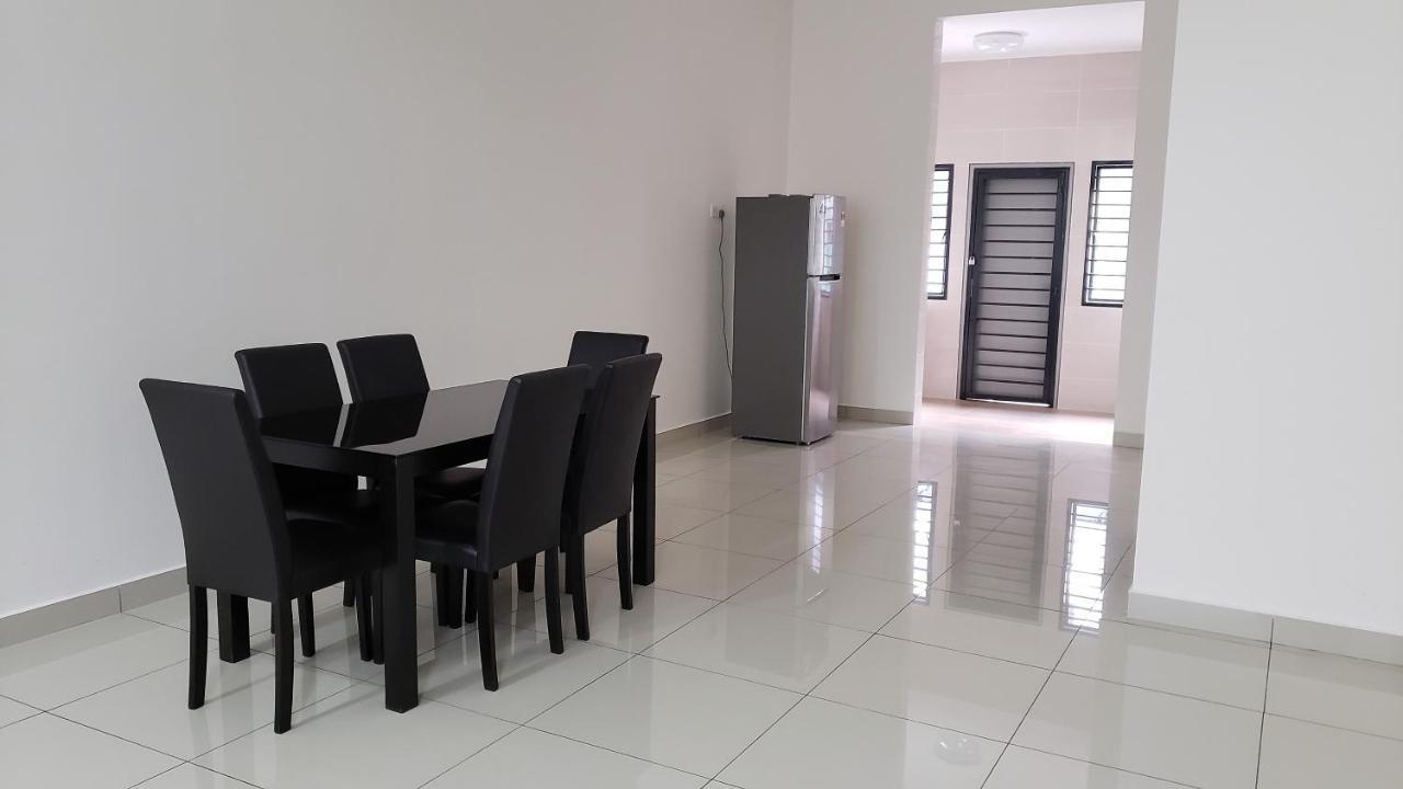 Sr Home-Stay @ Klia Kuala Lumpur Exterior foto